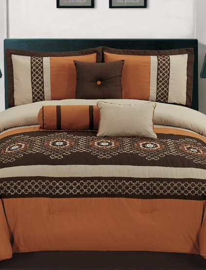 7 Pieces Luxury Embroidery Comforter Set Bed